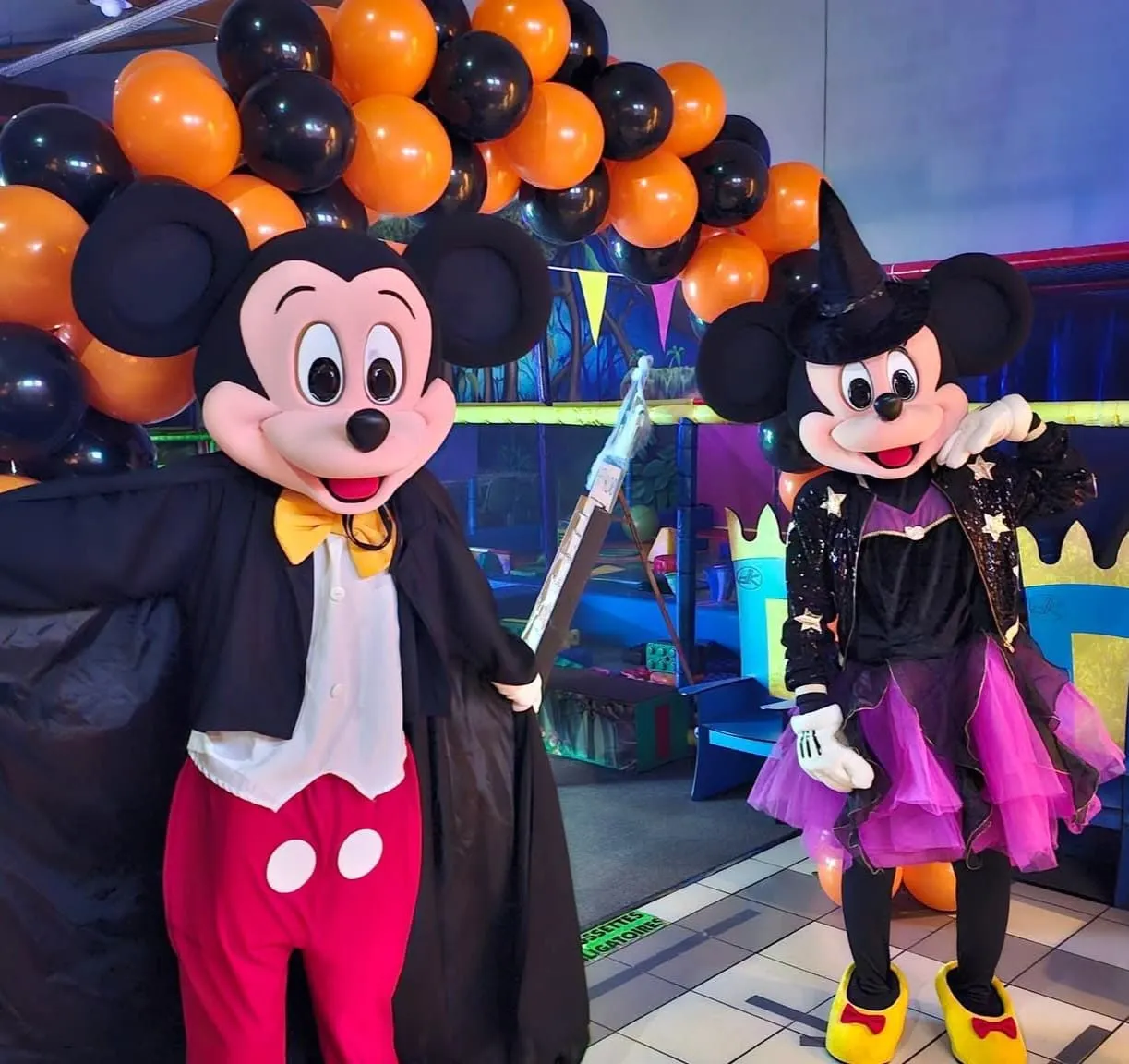 Mickey, Minnie